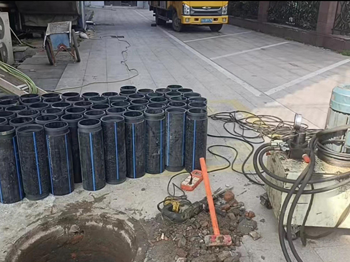 凉城PE置换管厂家 DN315置换管 非开挖管短管置换